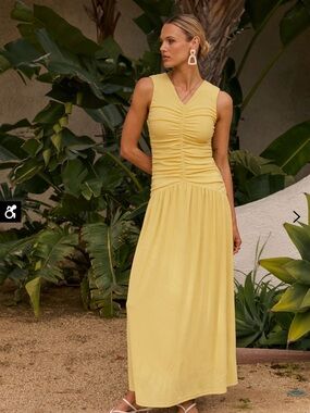 Brand New (Sm) Bohme Sleeveless Ruched V-Neck Midi Dress in Yellow